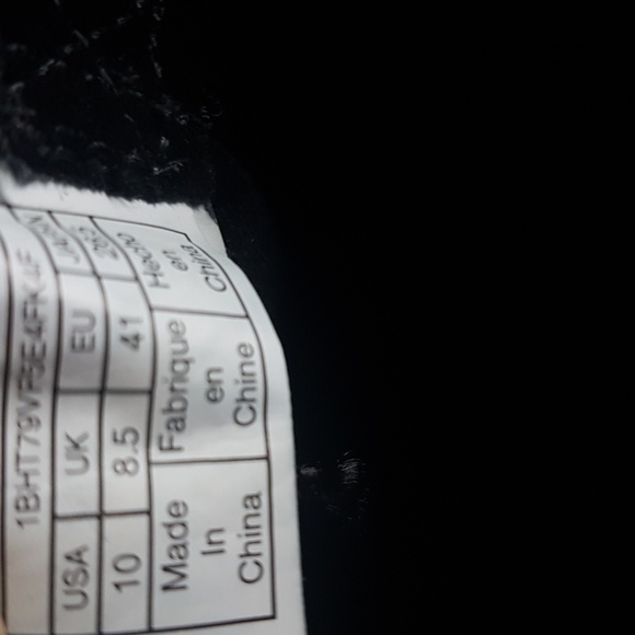 UGG Leather Boots - Picture 3 of 10